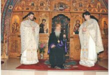 Pr. Nicolae Thira şi Pr. Mircea Stupar, alături de ÎPS Justinian Chira